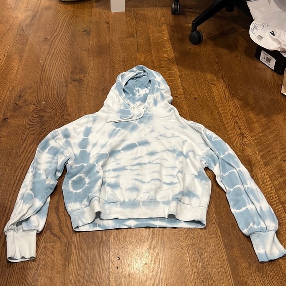 Z Supply Women’s Blue and White Sweatshirt Size Small - Picture 1 of 4